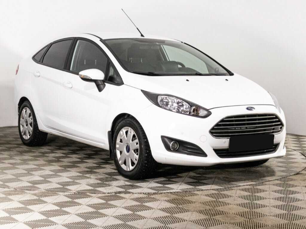 Купить Ford Fiesta с пробегом. Фото: #2