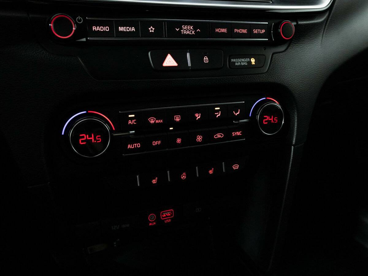 Купить Kia Ceed с пробегом. Фото: #16