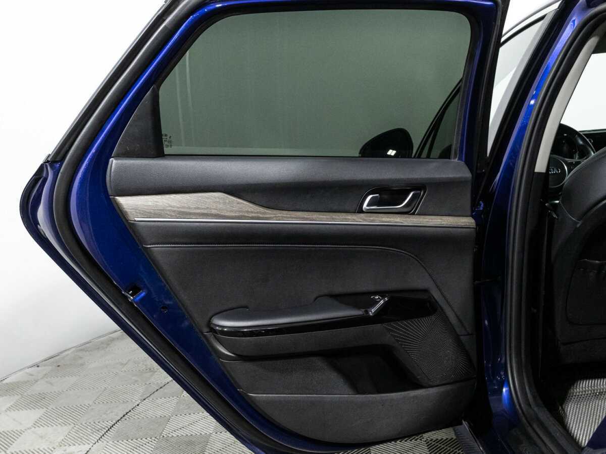 Купить Kia K5 с пробегом. Фото: #27