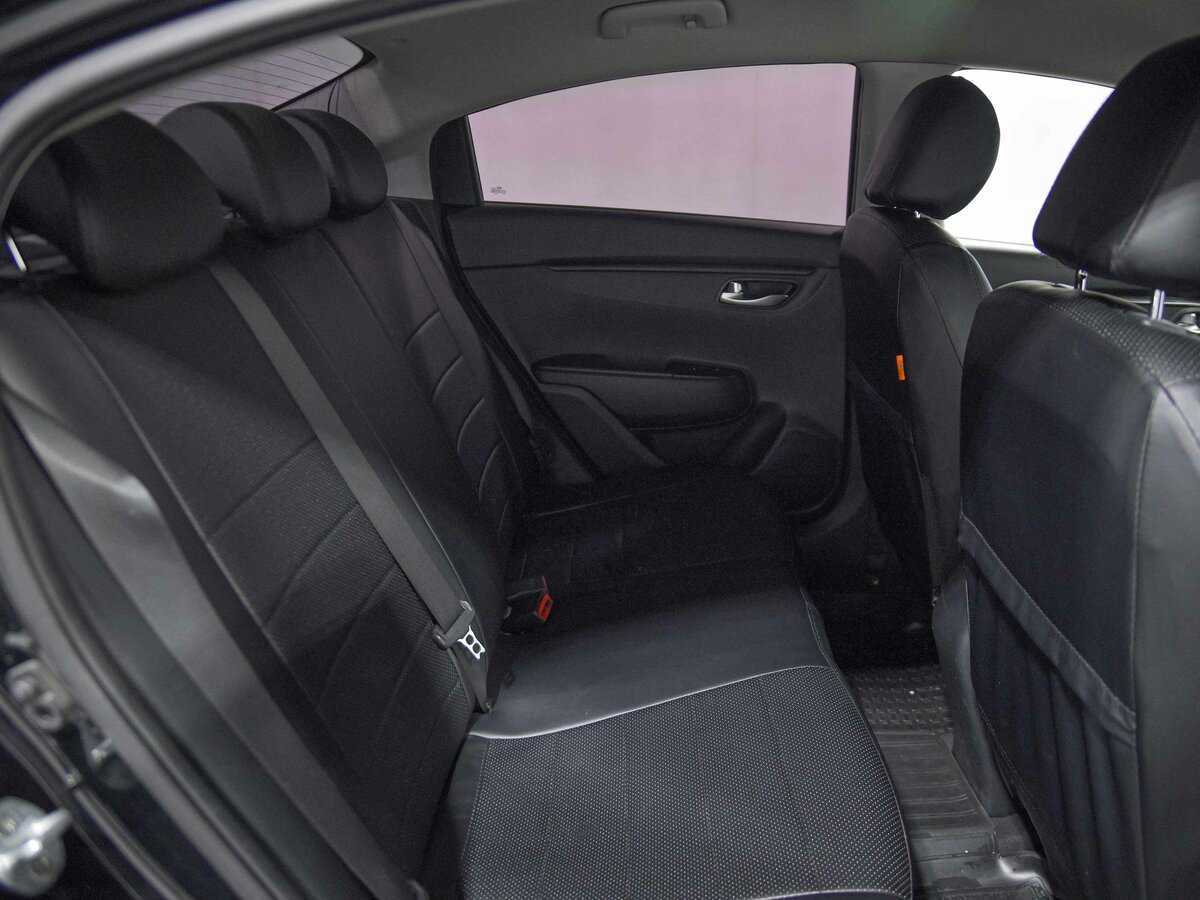 Купить Kia Rio с пробегом. Фото: #15