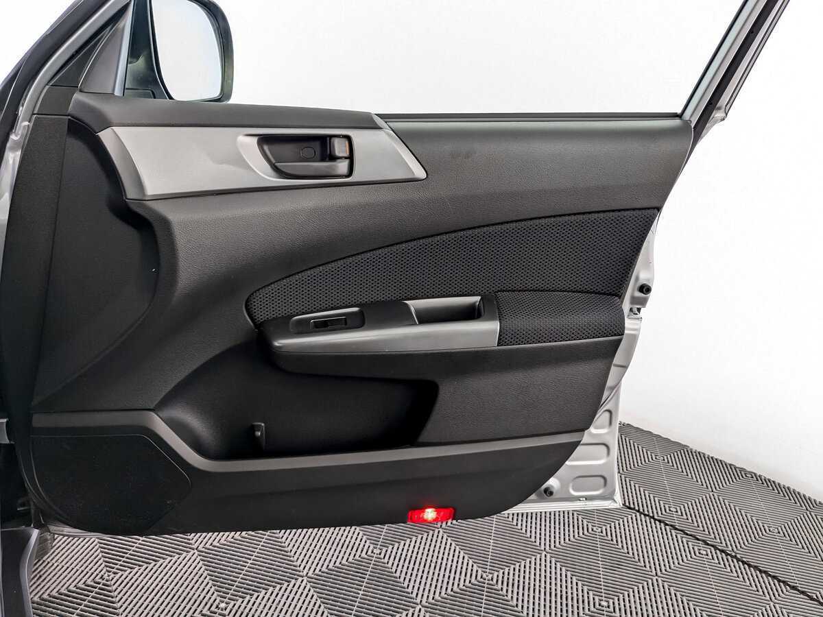 Купить Subaru Forester с пробегом. Фото: #19