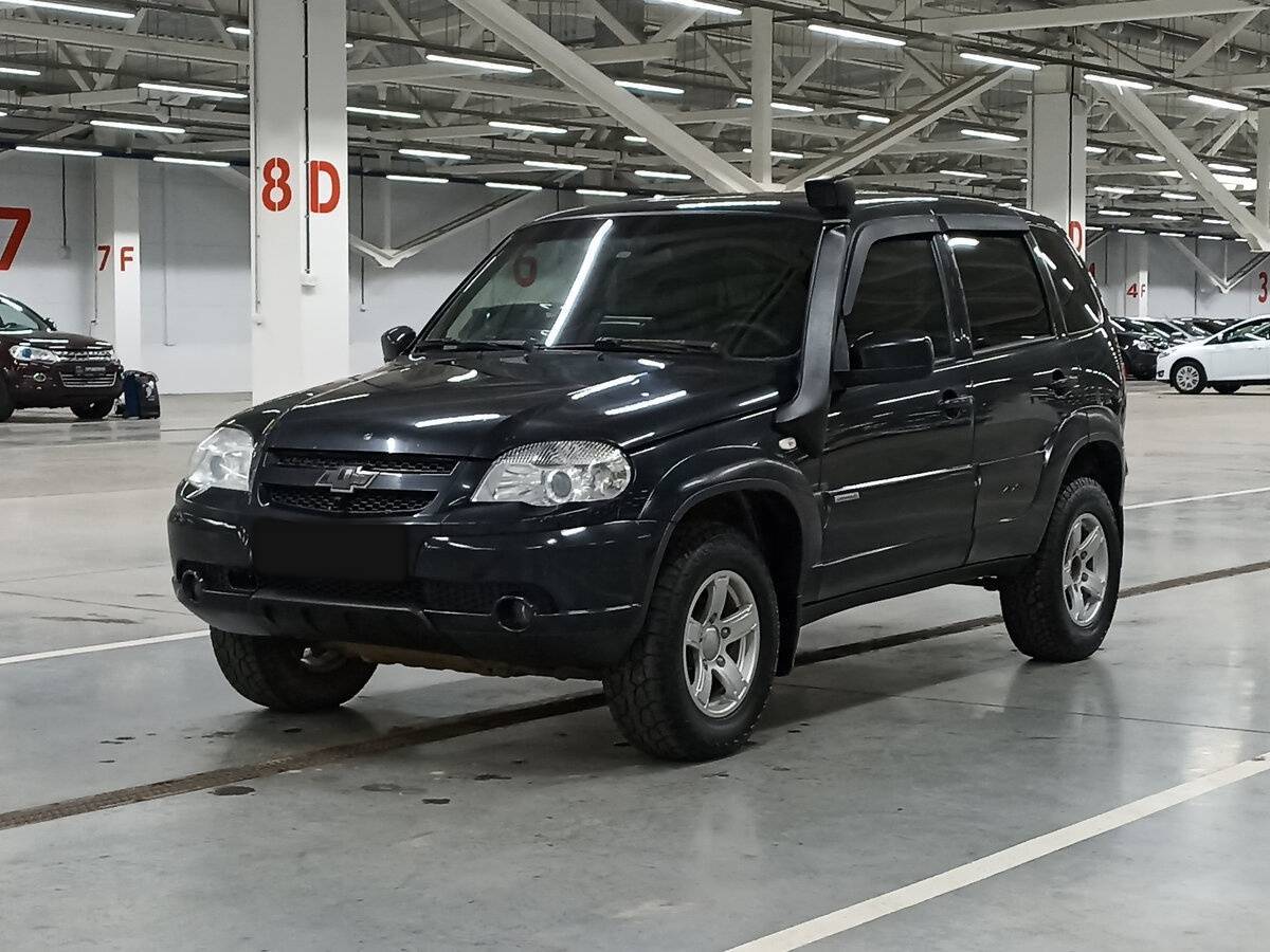Купить Chevrolet Niva с пробегом. Посмотреть фото