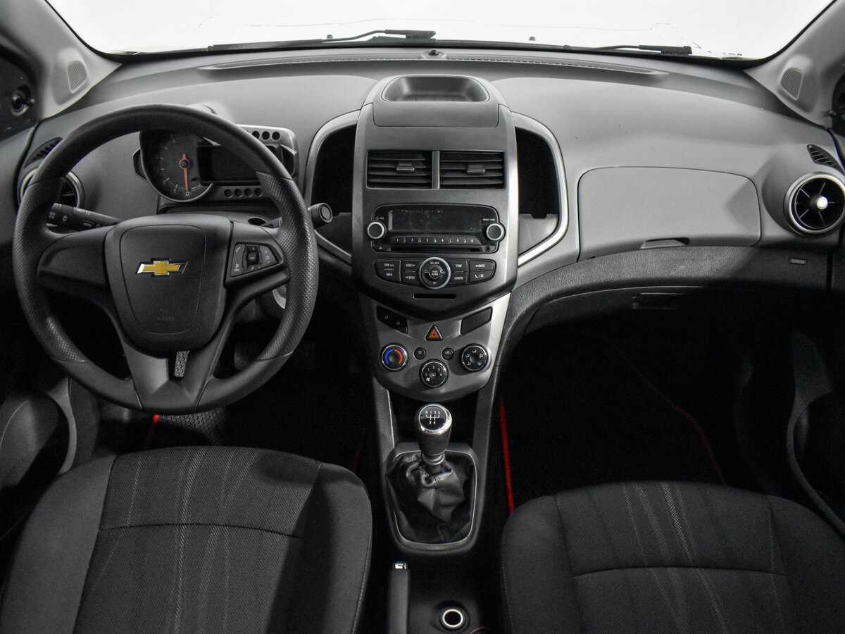 Купить Chevrolet Aveo с пробегом. Фото: #13