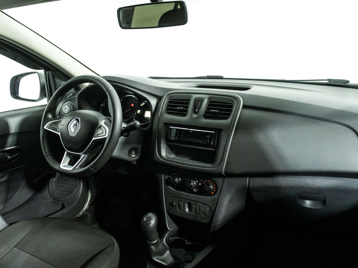 Купить Renault Logan с пробегом. Фото: #8