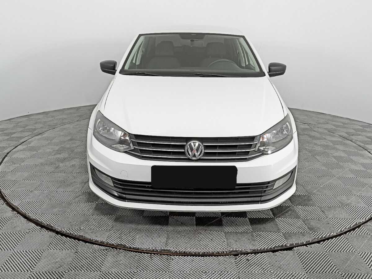 Купить Volkswagen Polo с пробегом. Фото: #1