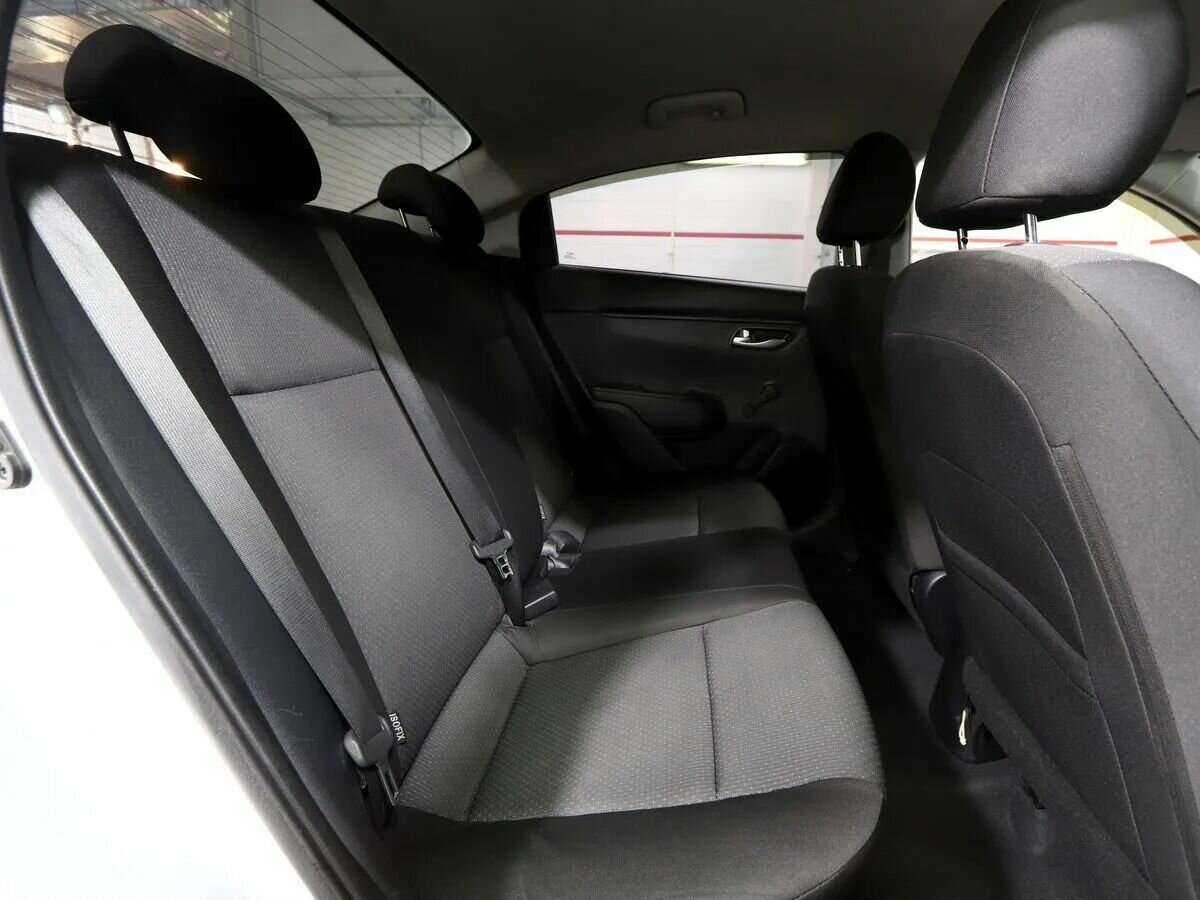 Купить Kia Rio с пробегом. Фото: #11