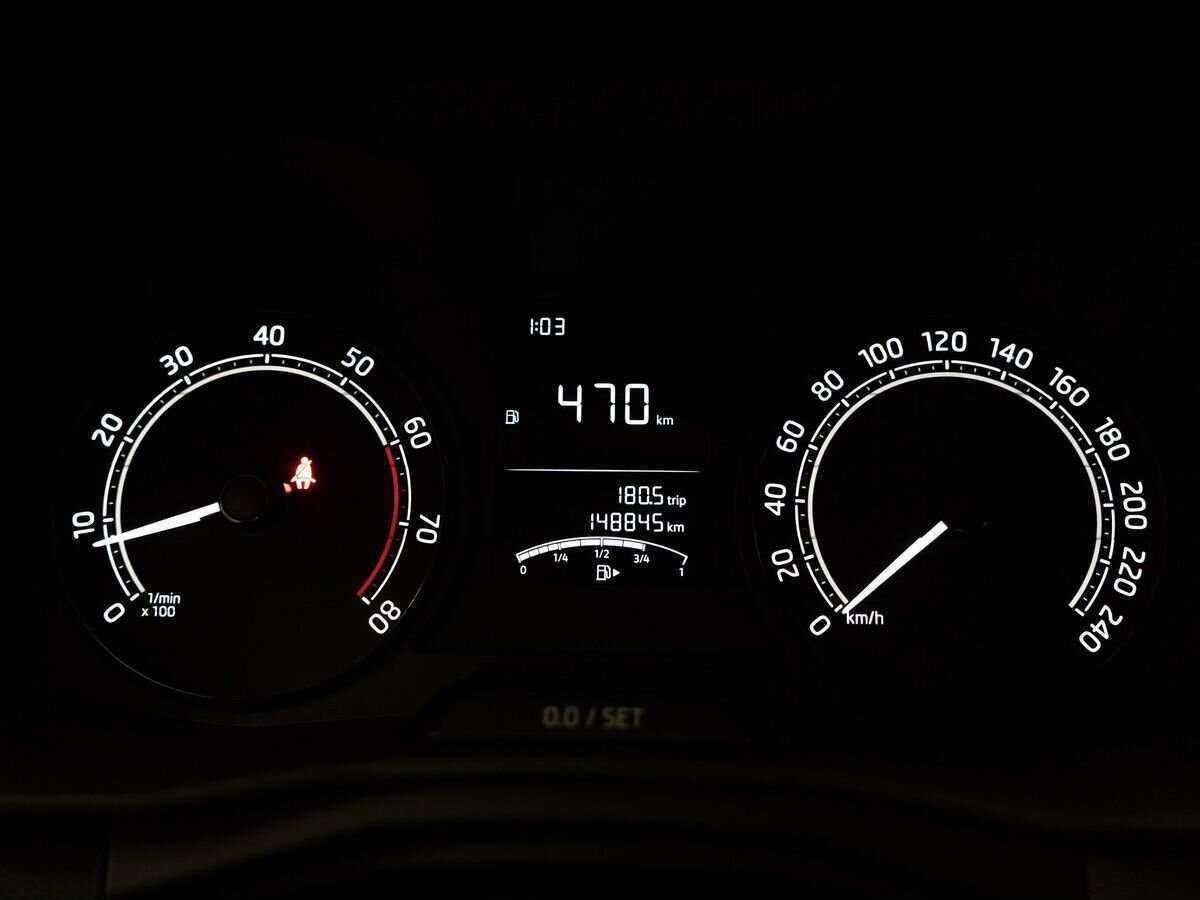 Купить Skoda Rapid с пробегом. Фото: #12