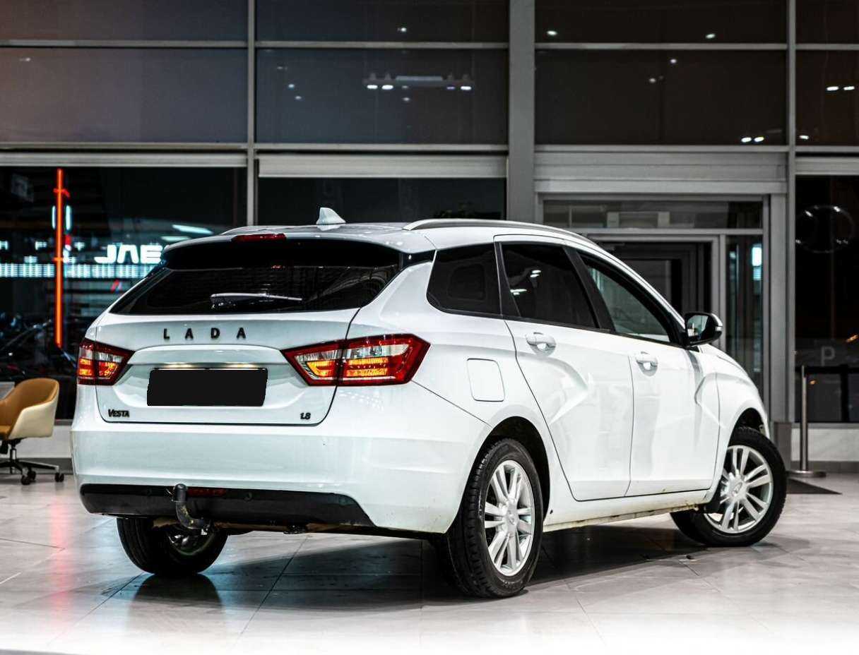 Купить Lada (ВАЗ) Vesta с пробегом. Фото: #2