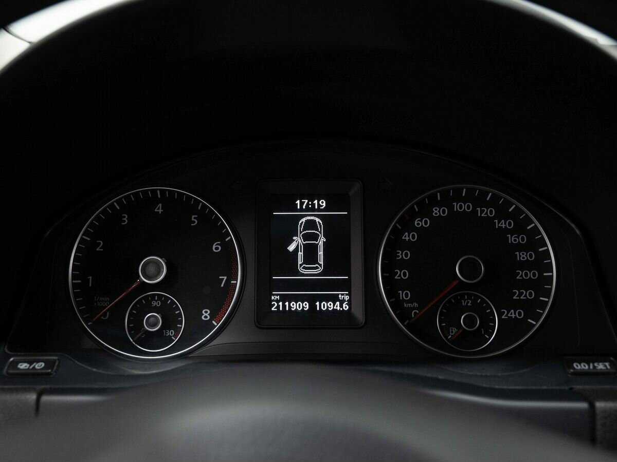 Купить Volkswagen Golf Plus с пробегом. Фото: #15