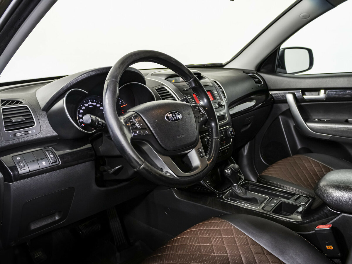 Купить Kia Sorento с пробегом. Фото: #7