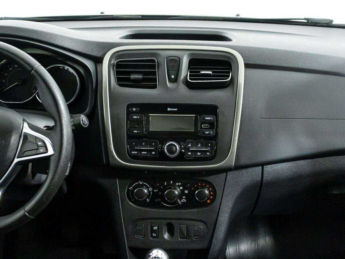 Купить Renault Sandero с пробегом. Фото: #13