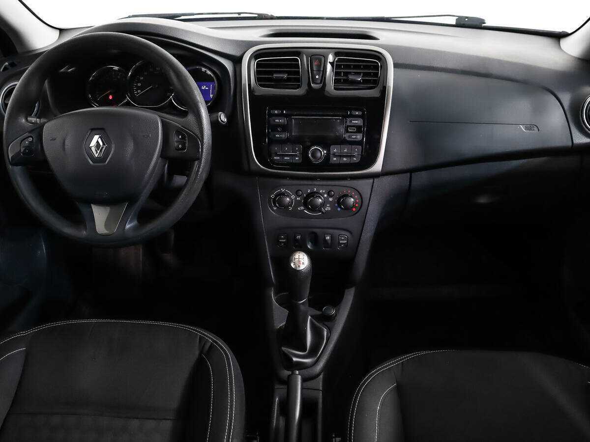 Купить Renault Logan с пробегом. Фото: #11