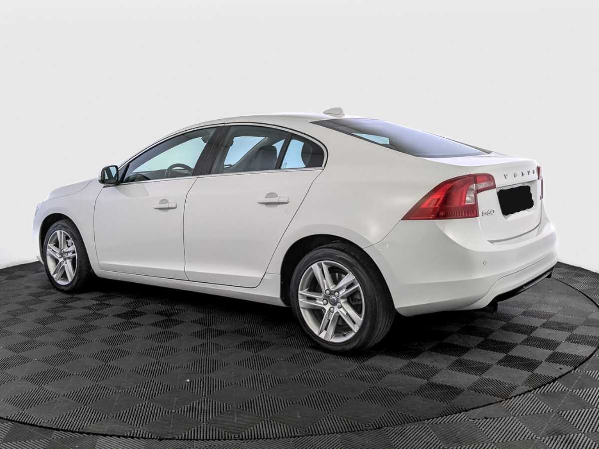 Купить Volvo S60 с пробегом. Фото: #6