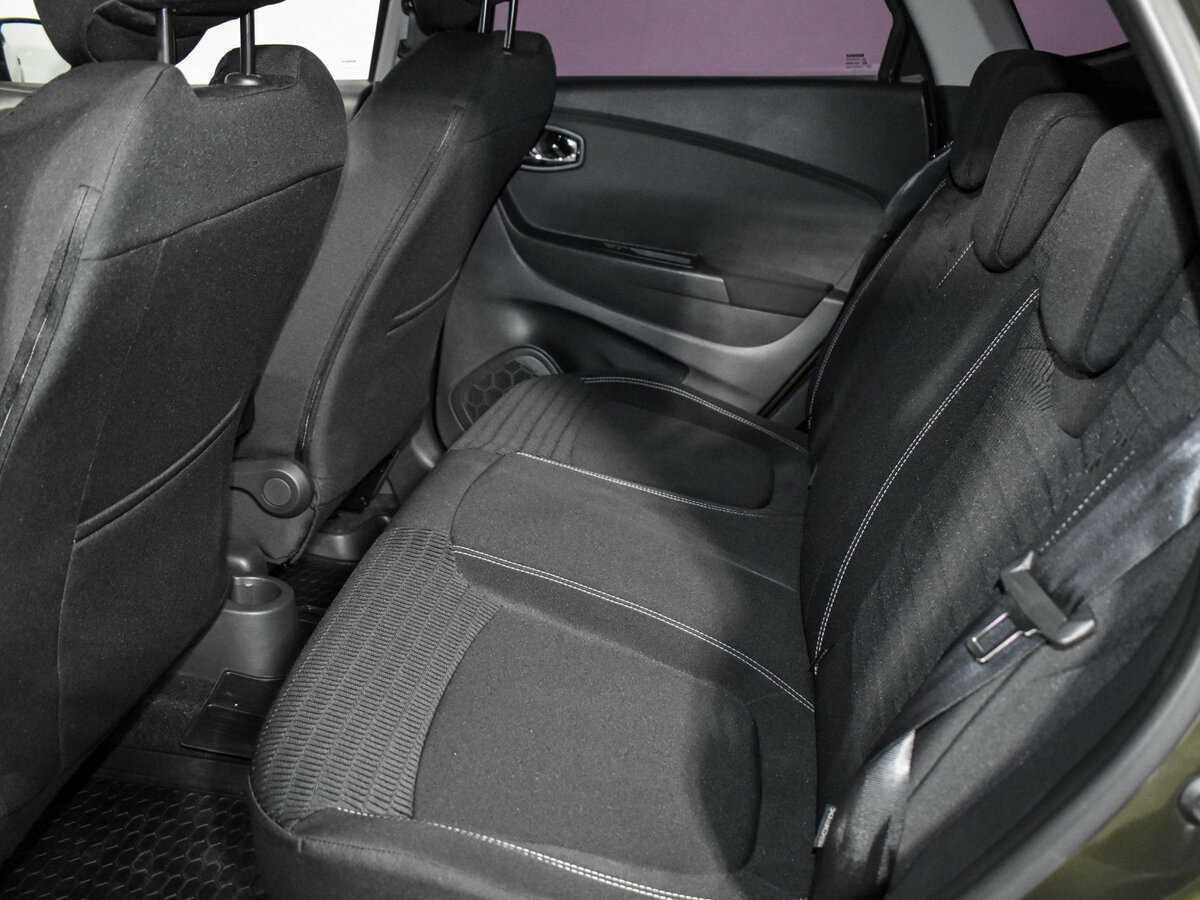 Купить Renault Kaptur с пробегом. Фото: #11