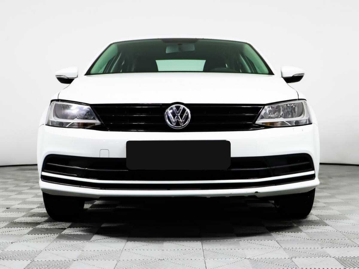 Купить Volkswagen Jetta с пробегом. Фото: #1