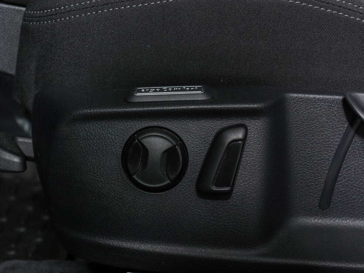 Купить Volkswagen Passat с пробегом. Фото: #13