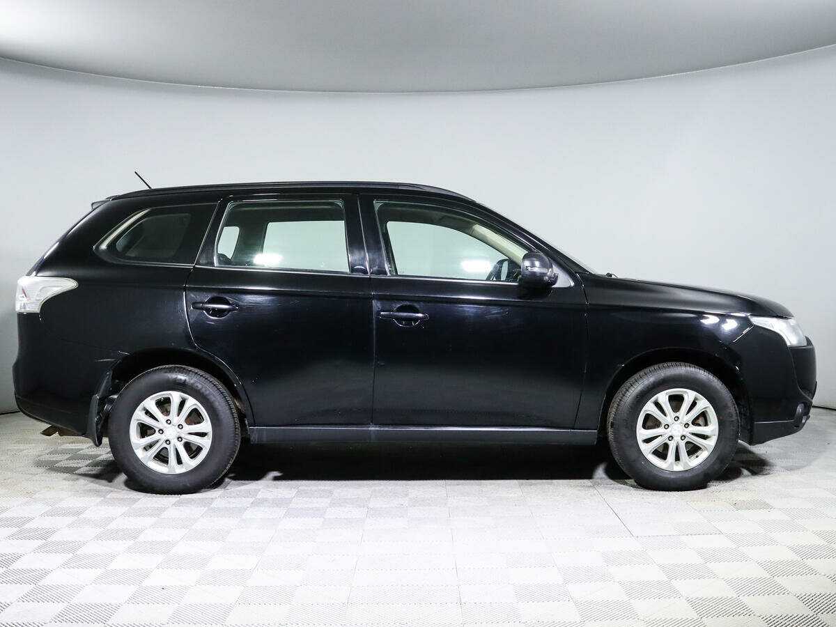 Купить Mitsubishi Outlander с пробегом. Фото: #3