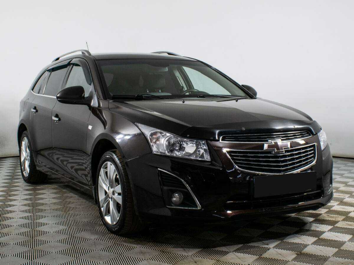 Купить Chevrolet Cruze с пробегом. Фото: #2