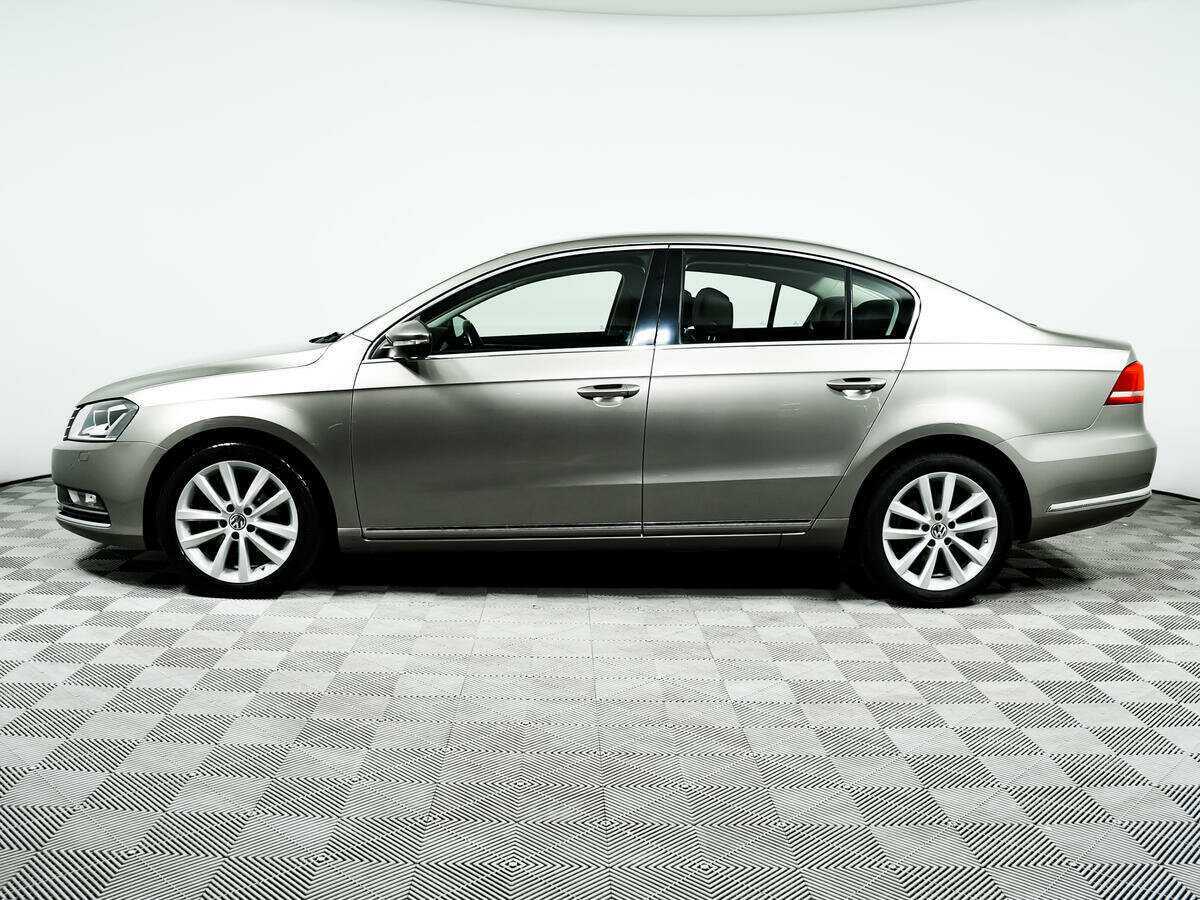 Купить Volkswagen Passat с пробегом. Фото: #7