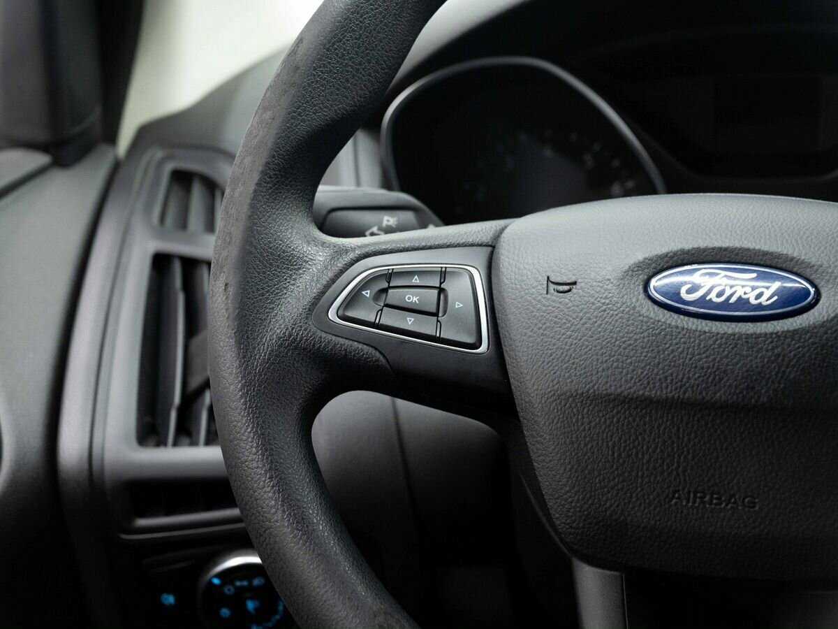 Купить Ford Focus с пробегом. Фото: #14