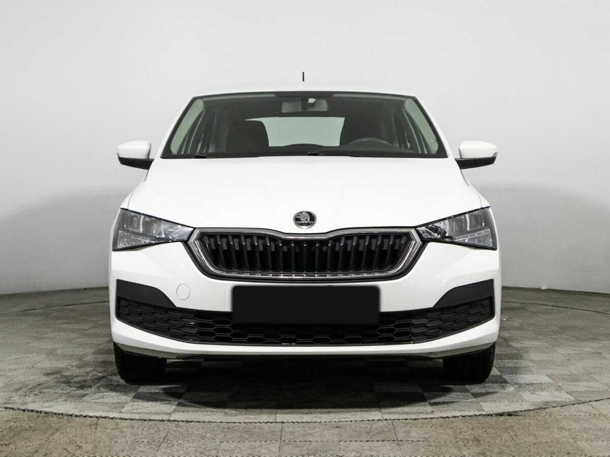 Купить Skoda Rapid с пробегом. Фото: #1