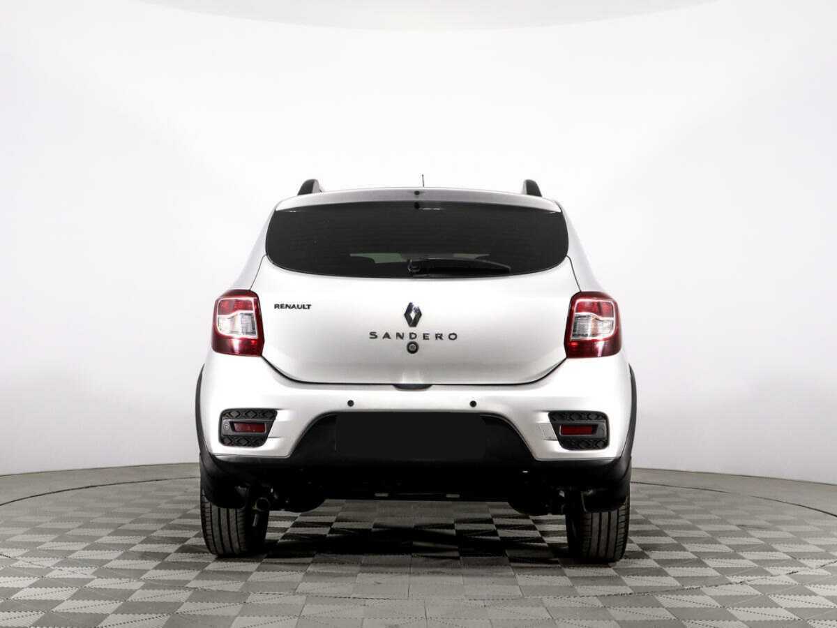 Купить Renault Sandero с пробегом. Фото: #4