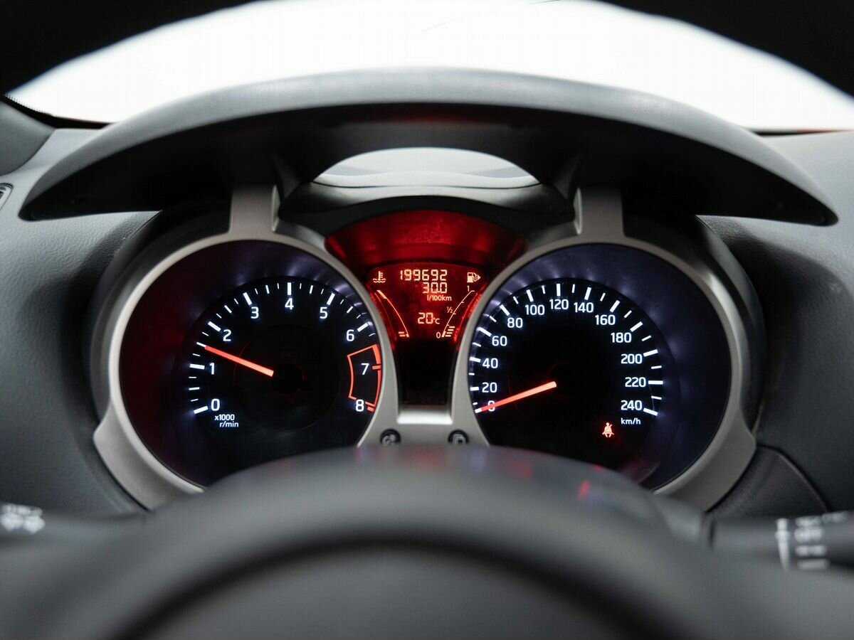 Купить Nissan Juke с пробегом. Фото: #14