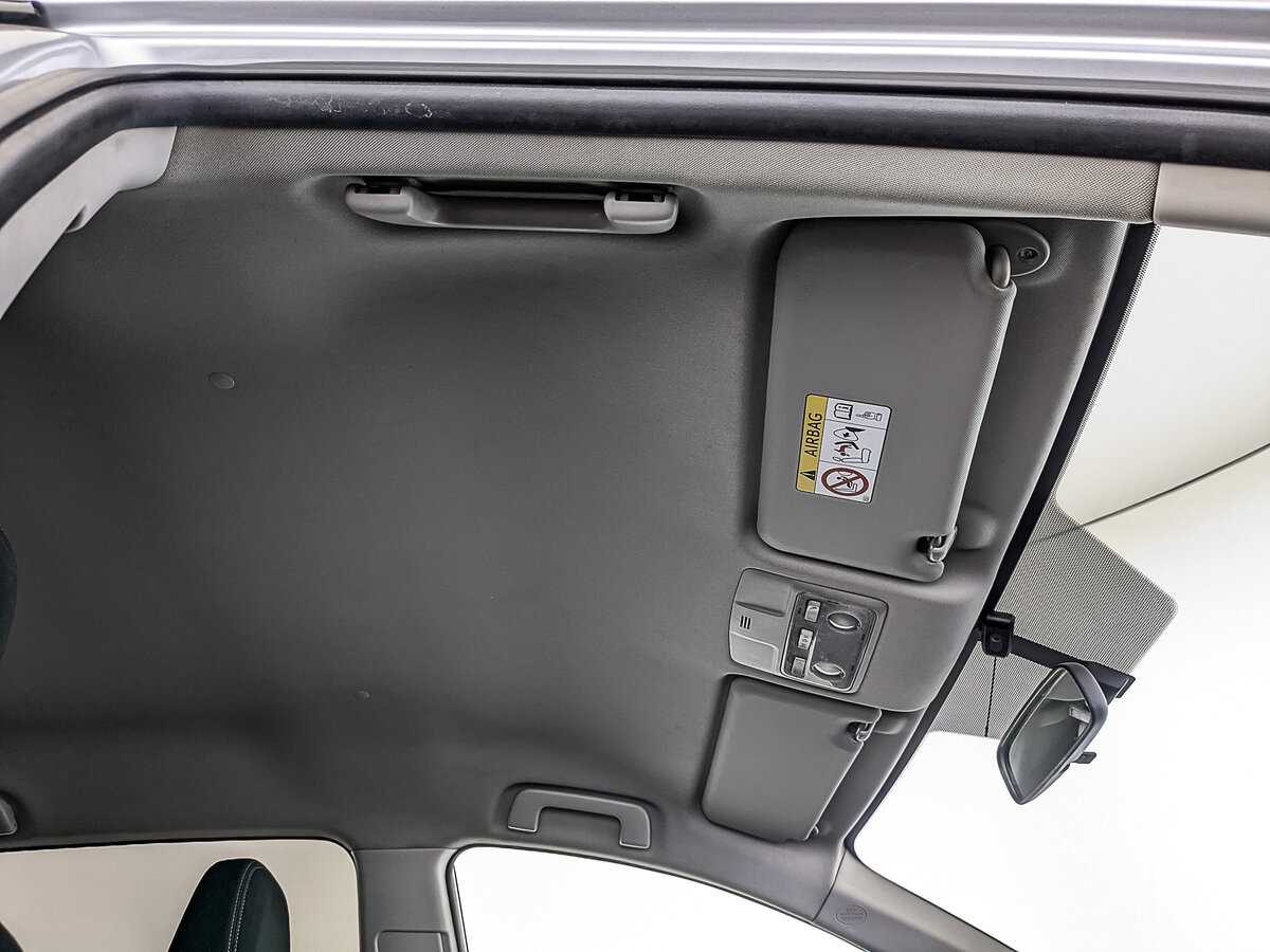 Купить Toyota RAV4 с пробегом. Фото: #21