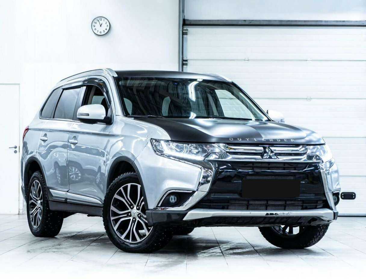 Купить Mitsubishi Outlander с пробегом. Фото: #1