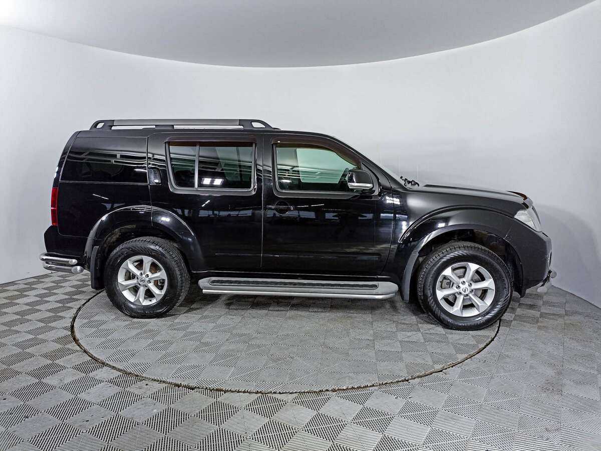 Купить Nissan Pathfinder с пробегом. Фото: #2