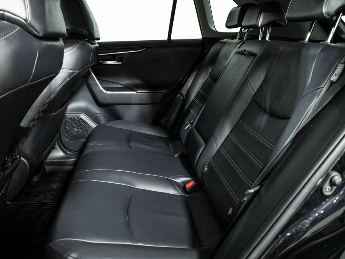 Купить Toyota RAV4 с пробегом. Фото: #8