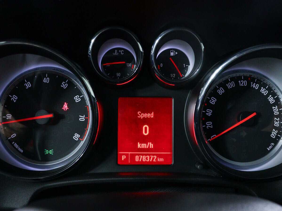 Купить Opel Astra с пробегом. Фото: #10