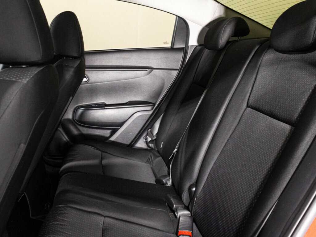 Купить Kia Rio с пробегом. Фото: #9