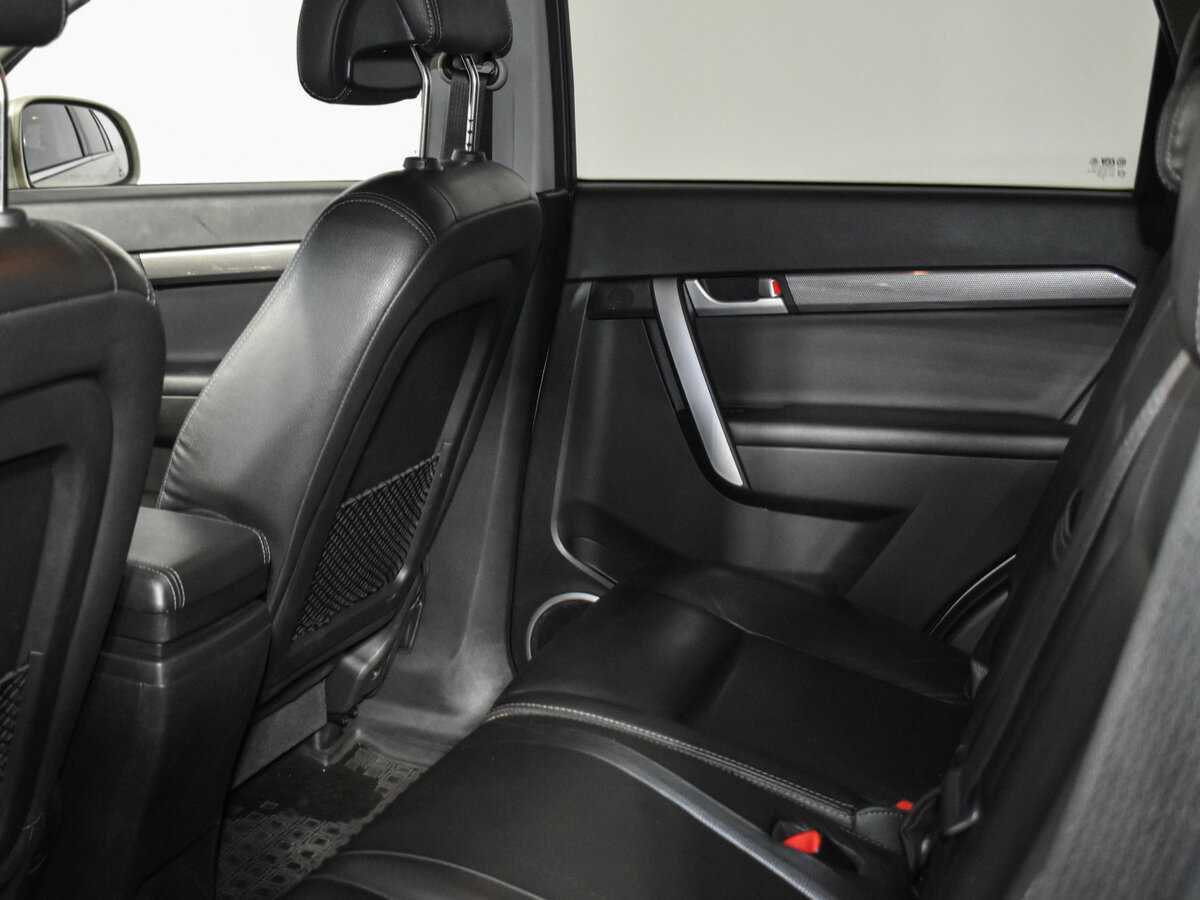 Купить Chevrolet Captiva с пробегом. Фото: #10