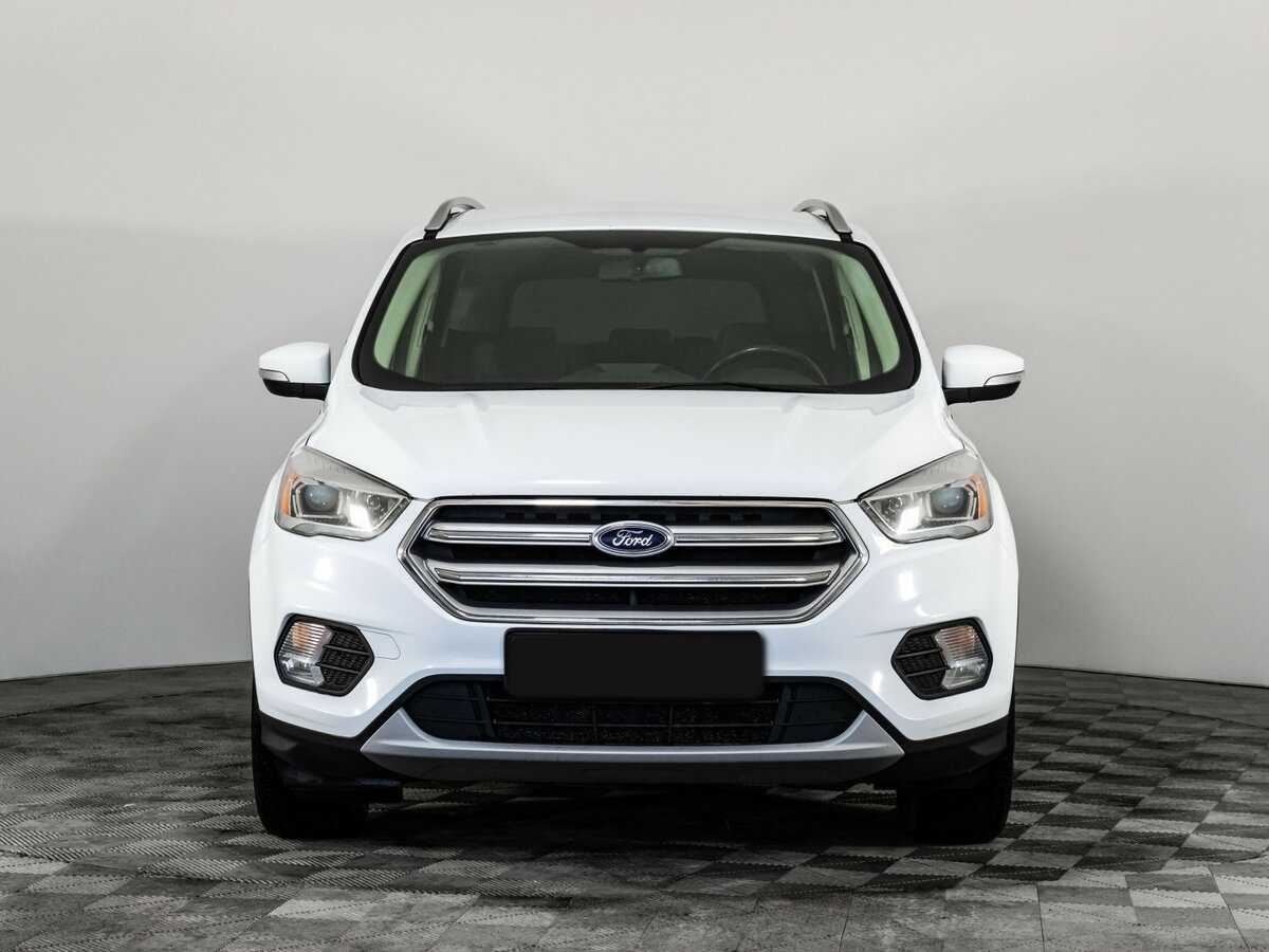 Купить Ford Kuga с пробегом. Фото: #1