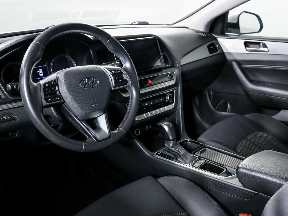 Купить Hyundai Sonata с пробегом. Фото: #13