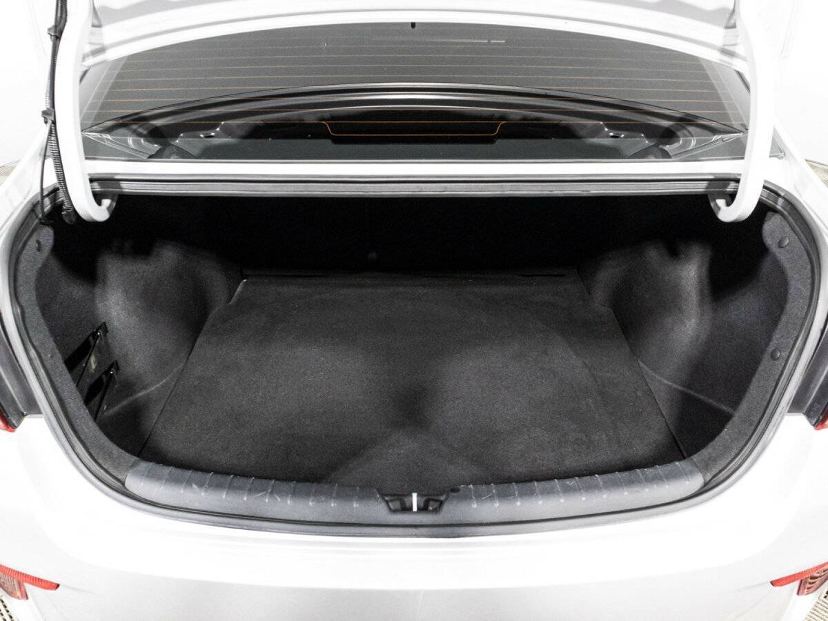 Купить Kia Rio с пробегом. Фото: #13