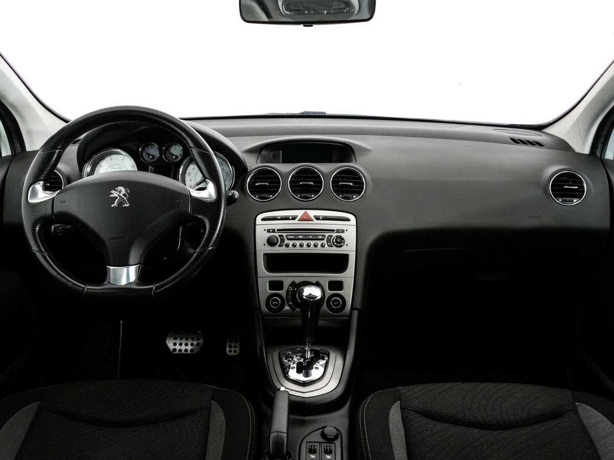 Купить Peugeot 408 с пробегом. Фото: #7