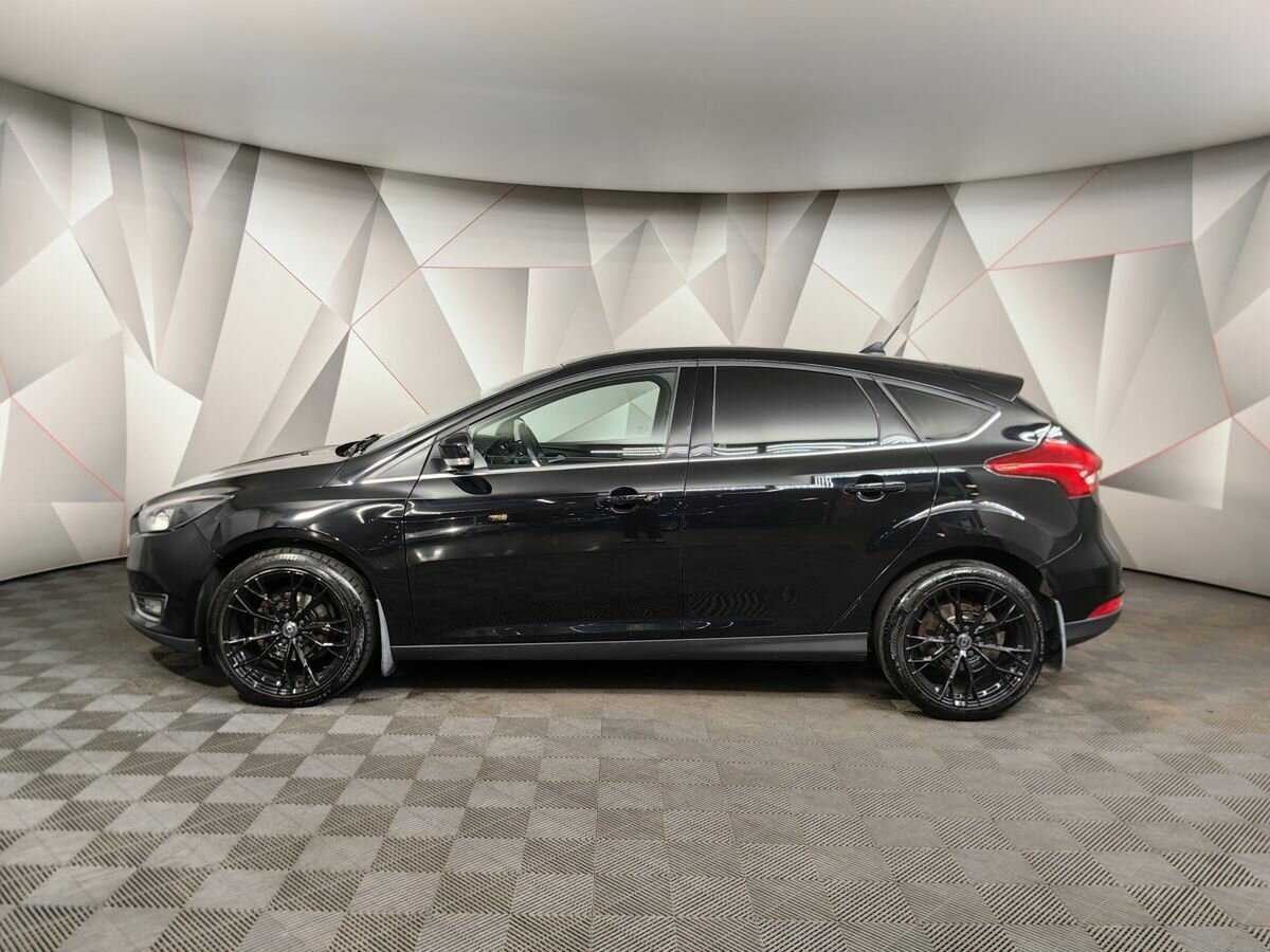 Купить Ford Focus с пробегом. Фото: #4