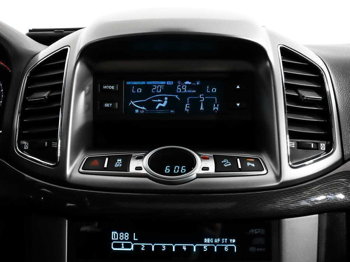 Купить Chevrolet Captiva с пробегом. Фото: #15