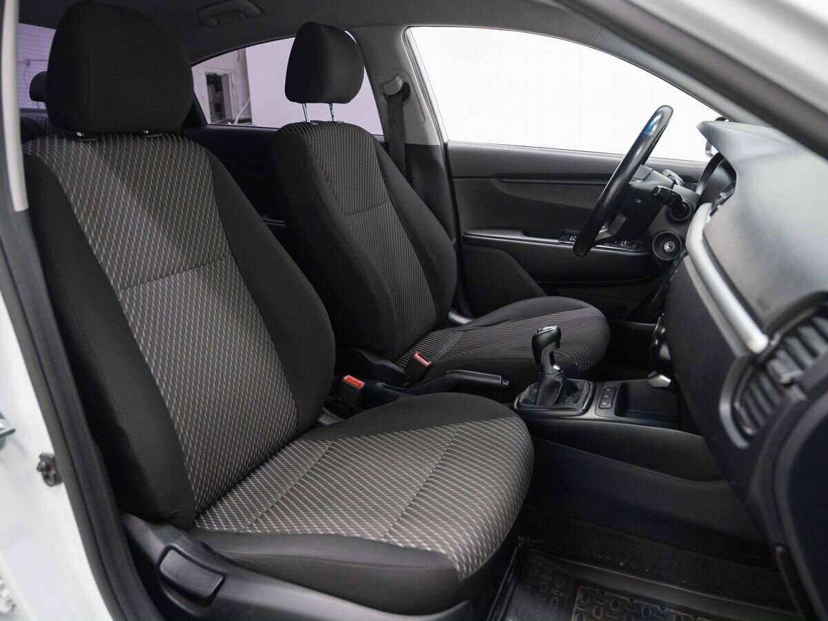 Купить Kia Rio с пробегом. Фото: #11