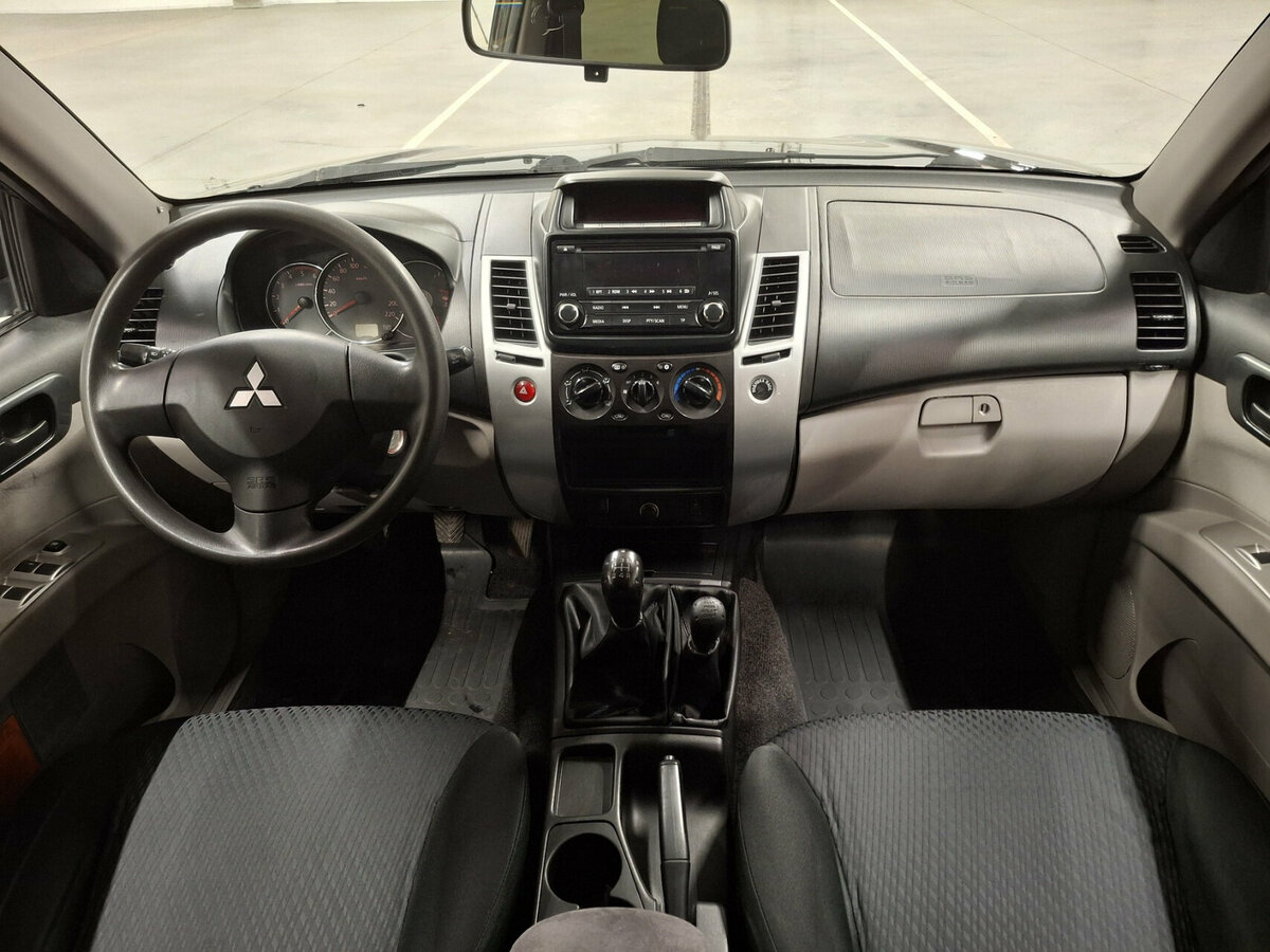 Купить Mitsubishi Pajero Sport с пробегом. Фото: #13