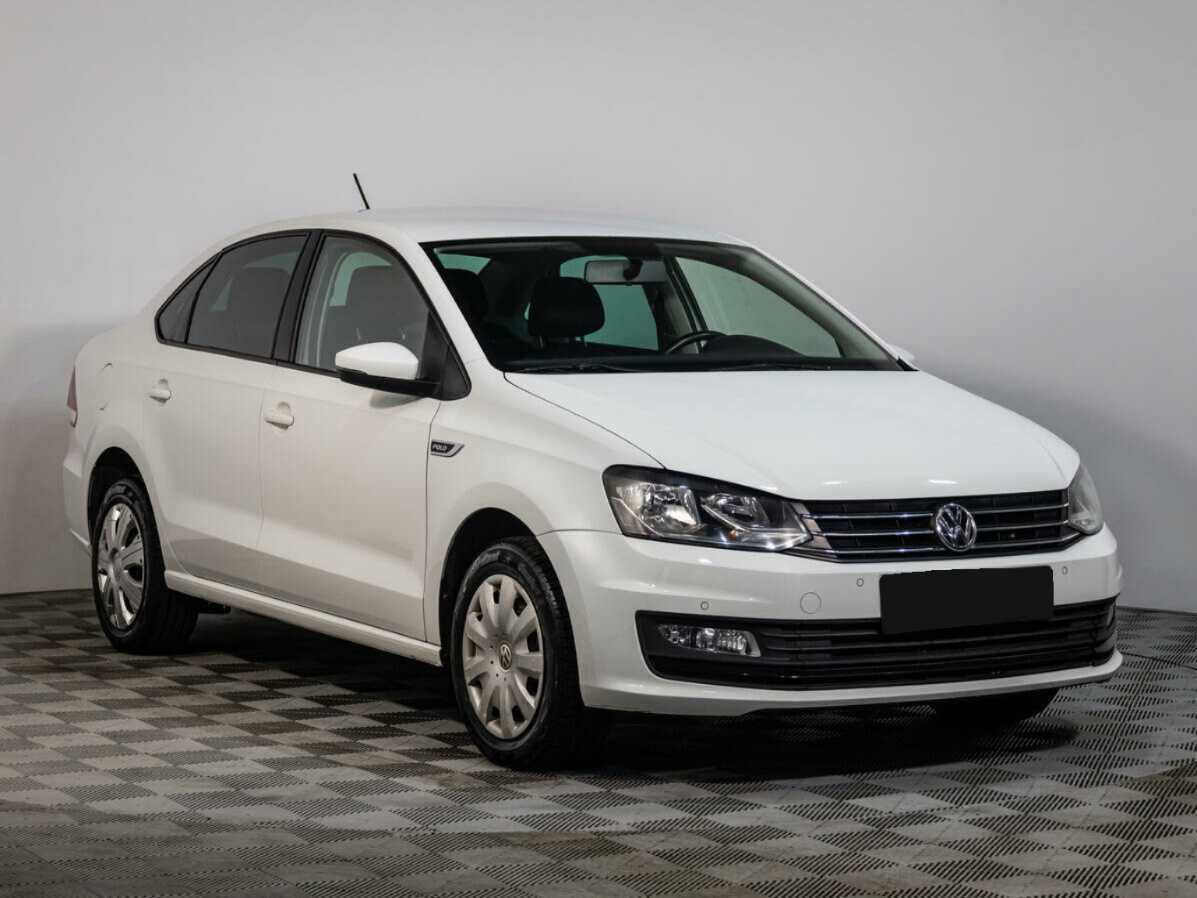 Купить Volkswagen Polo с пробегом. Фото: #1