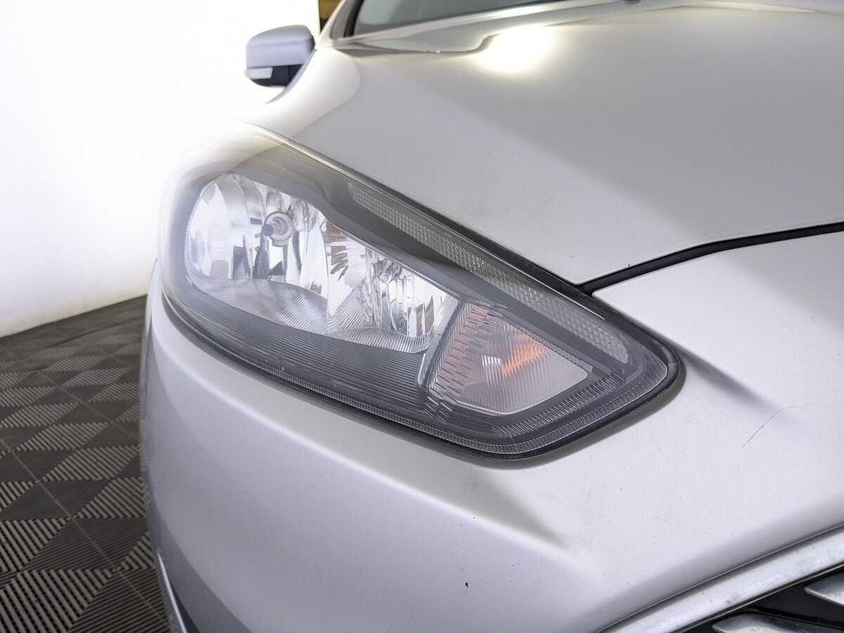 Купить Ford Focus с пробегом. Фото: #10