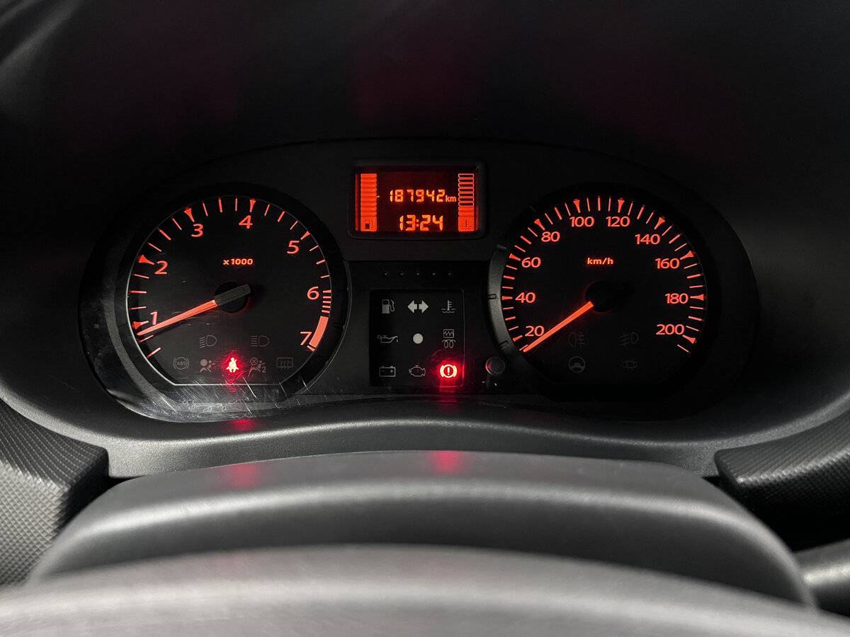 Купить Lada (ВАЗ) Largus с пробегом. Фото: #12