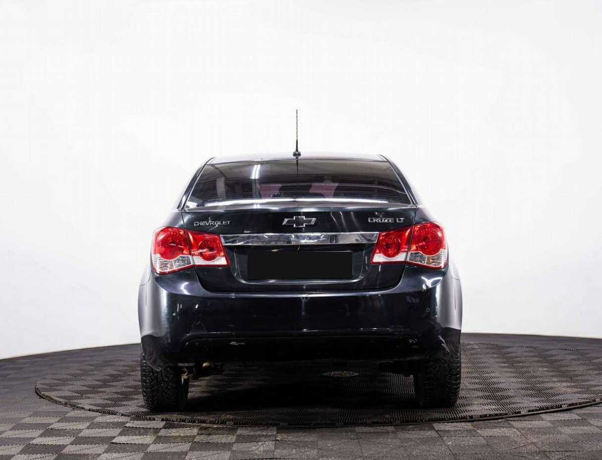 Купить Chevrolet Cruze с пробегом. Фото: #4