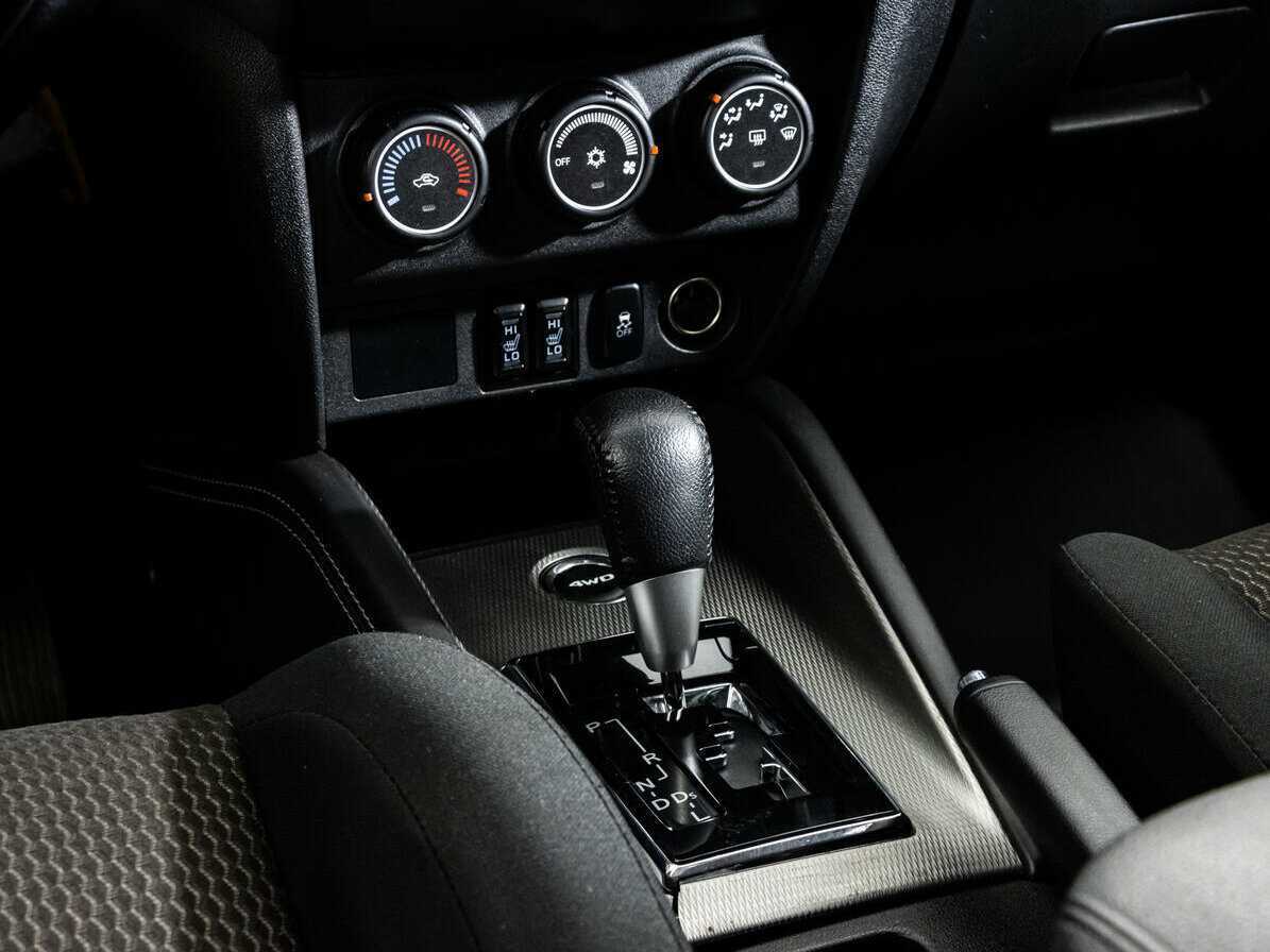 Купить Mitsubishi ASX с пробегом. Фото: #9