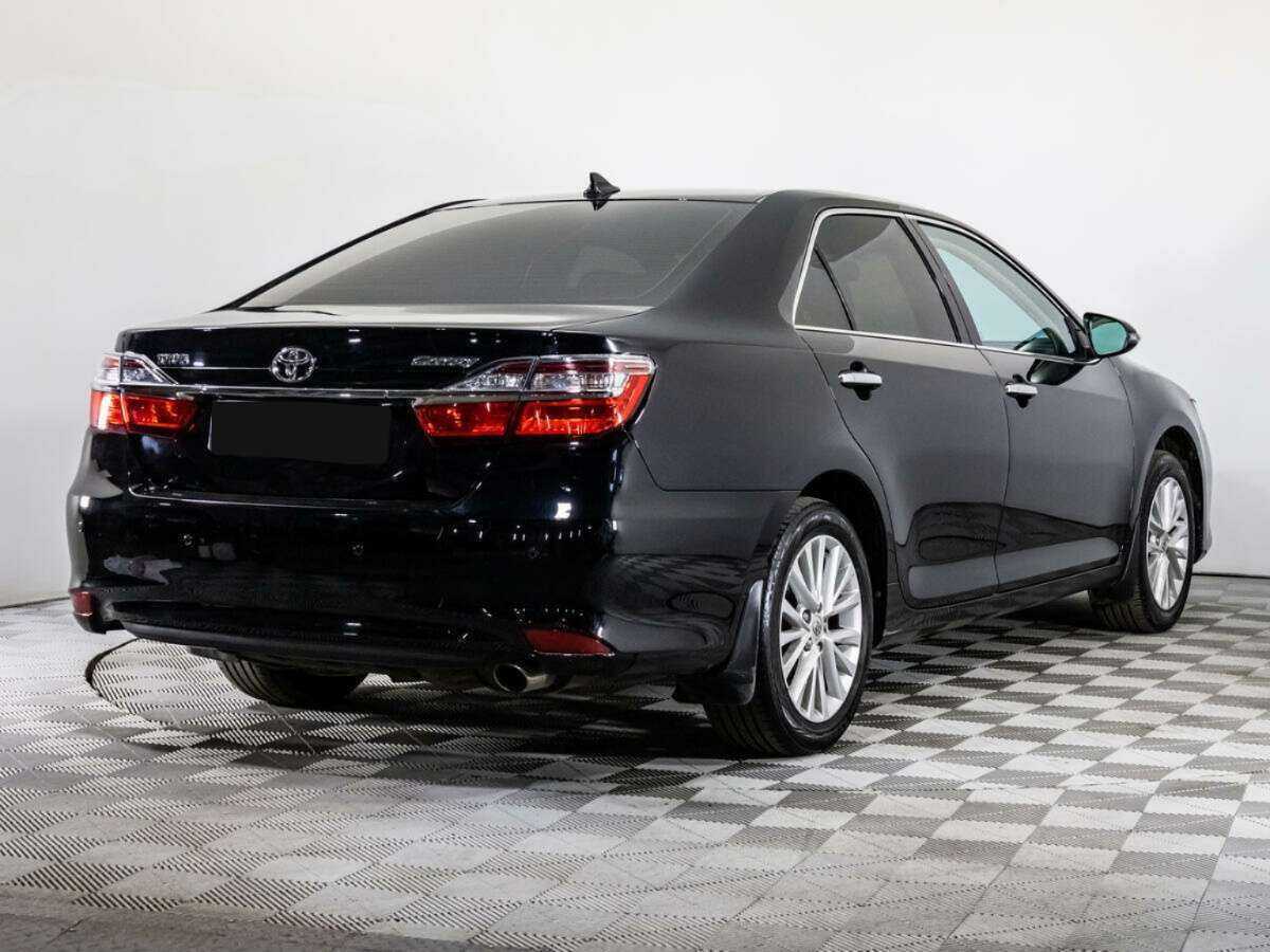 Купить Toyota Camry с пробегом. Фото: #3