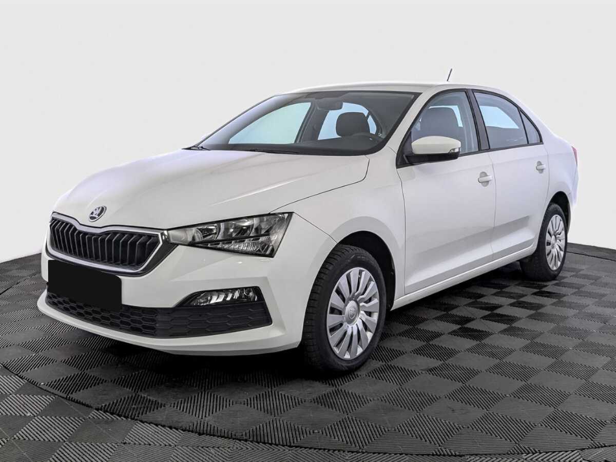Купить Skoda Rapid с пробегом. Посмотреть фото