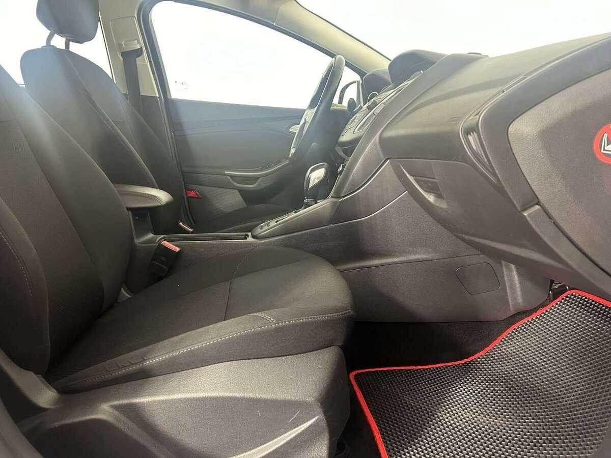 Купить Ford Focus с пробегом. Фото: #13